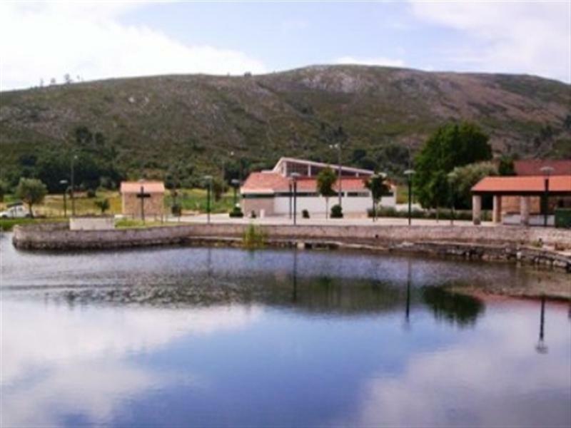 A Casa Da Serra - Alojamento Local Casal Velho Exteriör bild